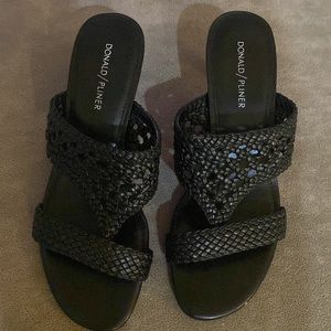 Women’s Donald Pliner open toe heel’s